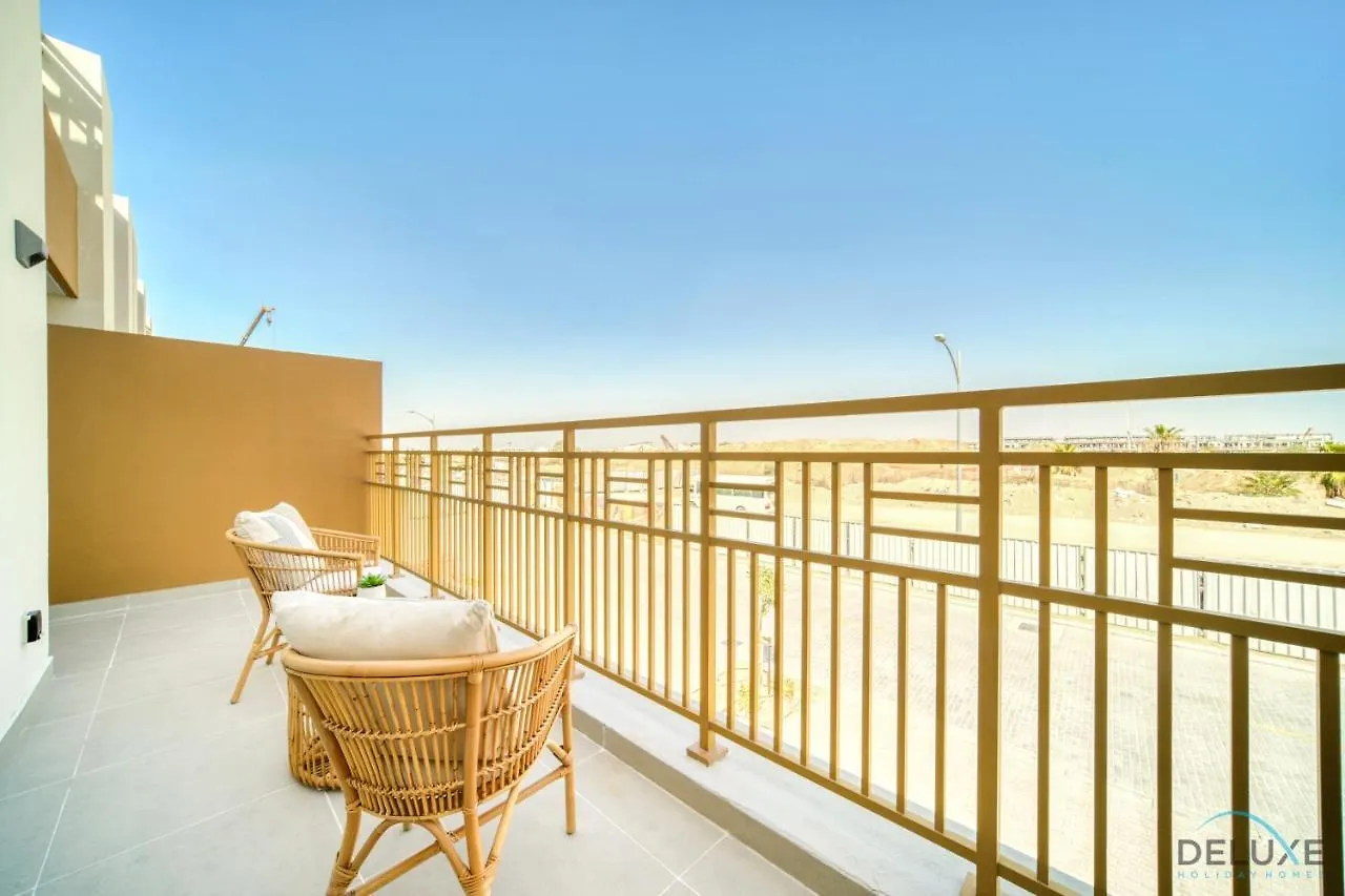 Apartment Peaceful 3Br Townhouse At Damac Hills 2, Dubailand By Deluxe Holiday Homes United Arab Emirates