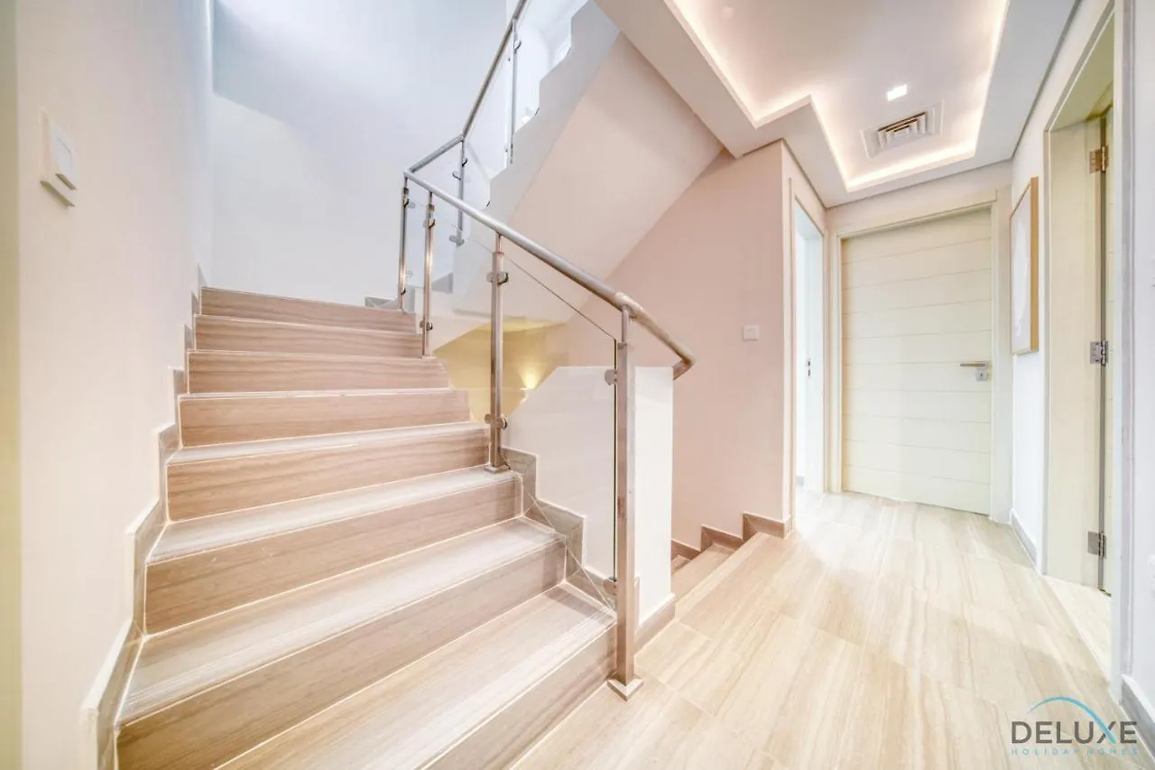 Apartment Peaceful 3Br Townhouse At Damac Hills 2, Dubailand By Deluxe Holiday Homes United Arab Emirates